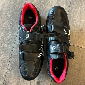 Peloton Men’s cycling shoes - BARELY WORN / BARELY USED!!